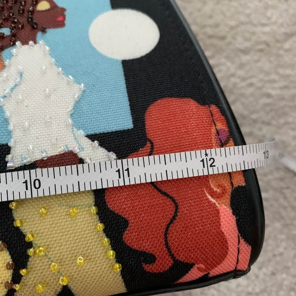 NEW Multicolored Contemporary ‘Scene’ Purse - Picture 8 of 12